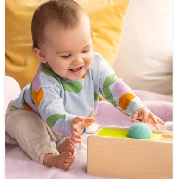 LovEvery Sliding Box, Wooden Ball, Cup and Square Ball Nester - Picture 4 of 13